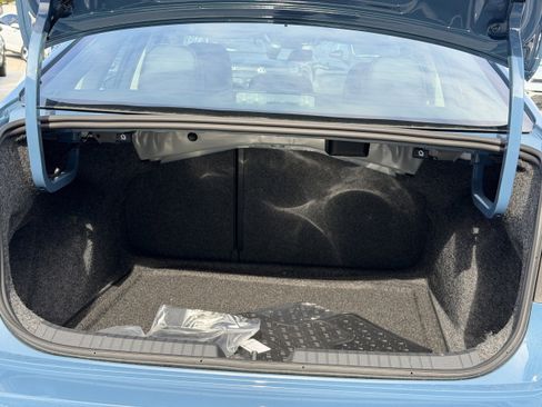 New 2026 Volkswagen Jetta SE image 10