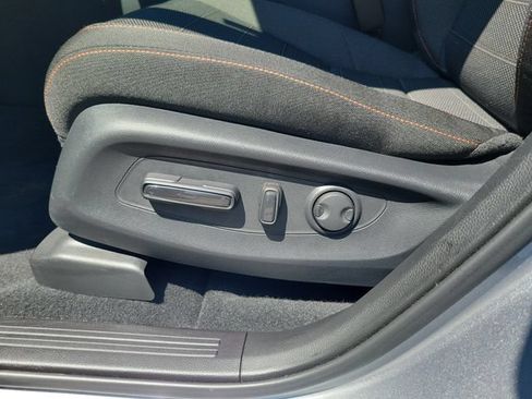 Certified 2025 Honda CR-V Sport image 11