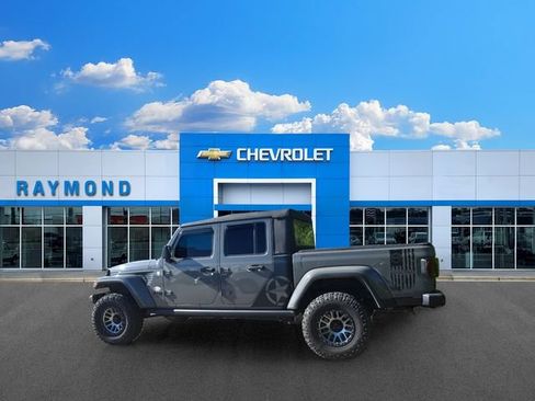 Used 2021 Jeep Gladiator Sport AWD/4WD image 4