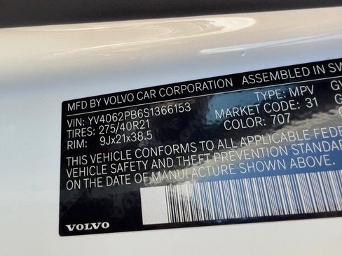 Certified 2025 Volvo XC90 B6 Plus image 22
