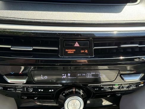Used 2024 Acura MDX SH-AWD w/ Technology Package image 23