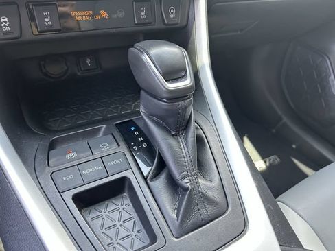 Used 2021 Toyota RAV4 XLE Premium FWD image 28
