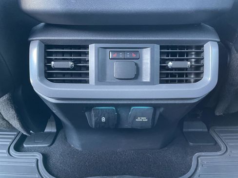 Used 2024 Ford F150 Lariat w/ Equipment Group 502A High image 27