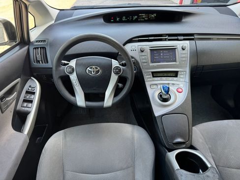 Used 2014 Toyota Prius Three FWD image 29