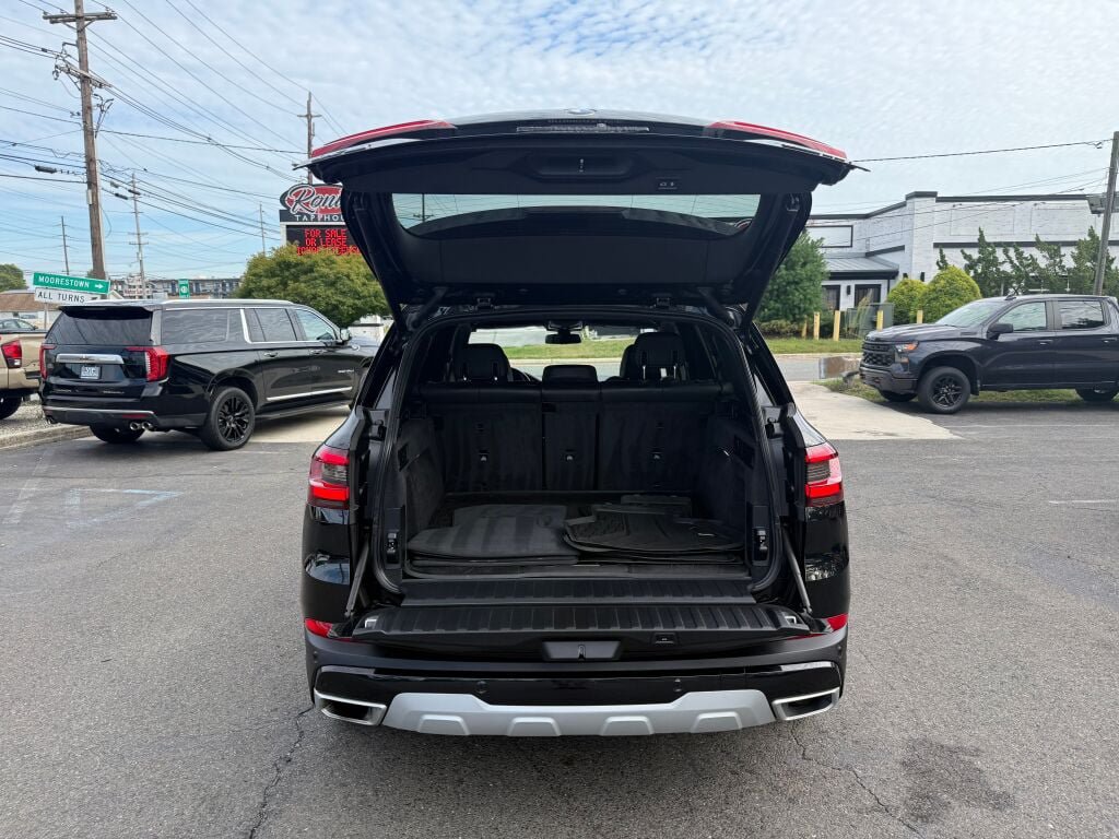 Used 2022 BMW X5 xDrive40i AWD/4WD image 32
