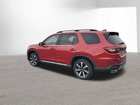 Used 2023 Honda Pilot Elite image 6