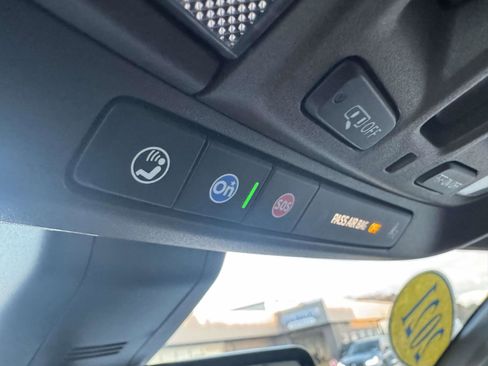 Used 2021 GMC Sierra 1500 SLT w/ SLT Premium Plus Package image 43