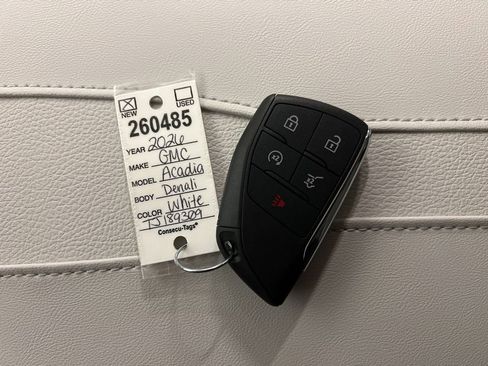 New 2026 GMC Acadia Denali w/ Super Cruise Package image 21