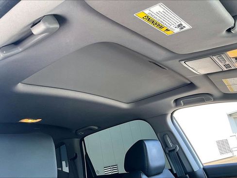 Used 2020 Honda CR-V Touring image 15
