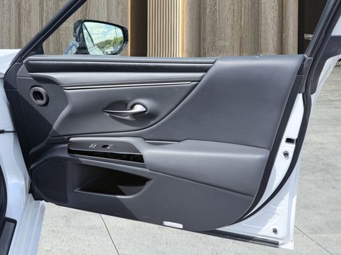 Used 2022 Lexus ES 250 w/ Premium Package image 49