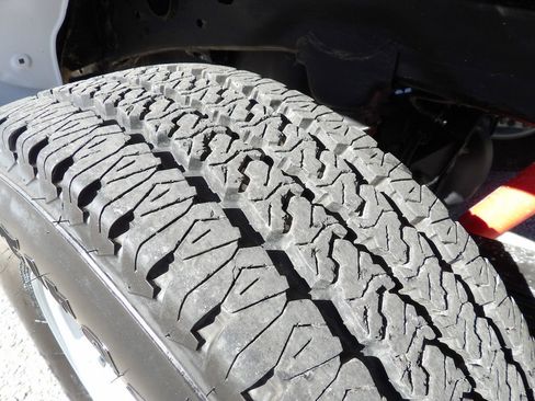 Used 2024 Chevrolet Silverado 2500 W/T w/ WT Convenience Package image 57