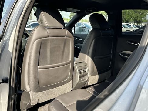 Used 2019 Cadillac XT4 Premium Luxury FWD image 18