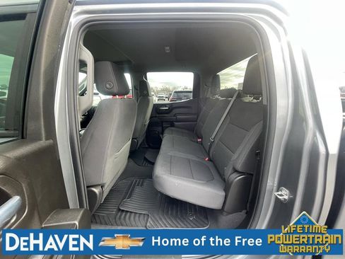 Used 2022 Chevrolet Silverado 1500 LT AWD/4WD image 22
