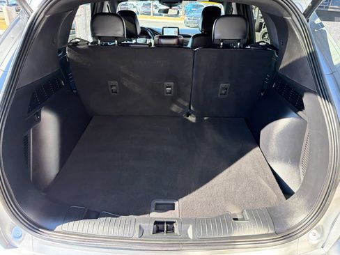 Used 2024 Ford Escape ST-Line image 11