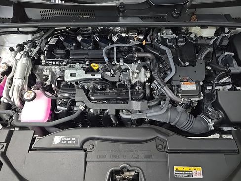 Used 2024 Toyota Prius Prime FWD image 12