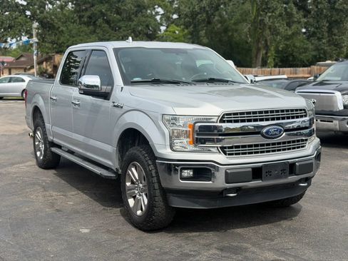 Used 2018 Ford F150 XLT w/ Equipment Group 302A Luxury AWD/4WD image 4