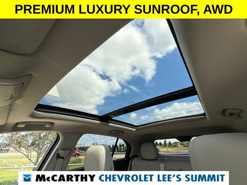 Used 2023 Cadillac XT4 Premium Luxury AWD/4WD image 6