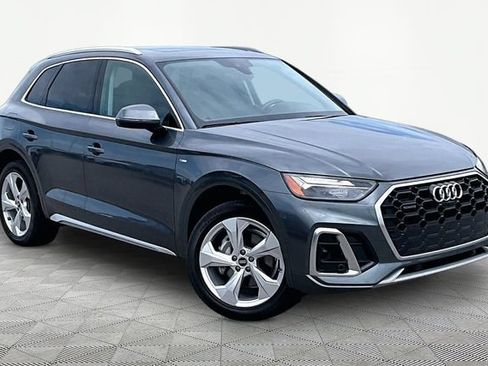 Used 2023 Audi Q5 2.0T Premium Plus w/ Premium Plus Package AWD/4WD image 11