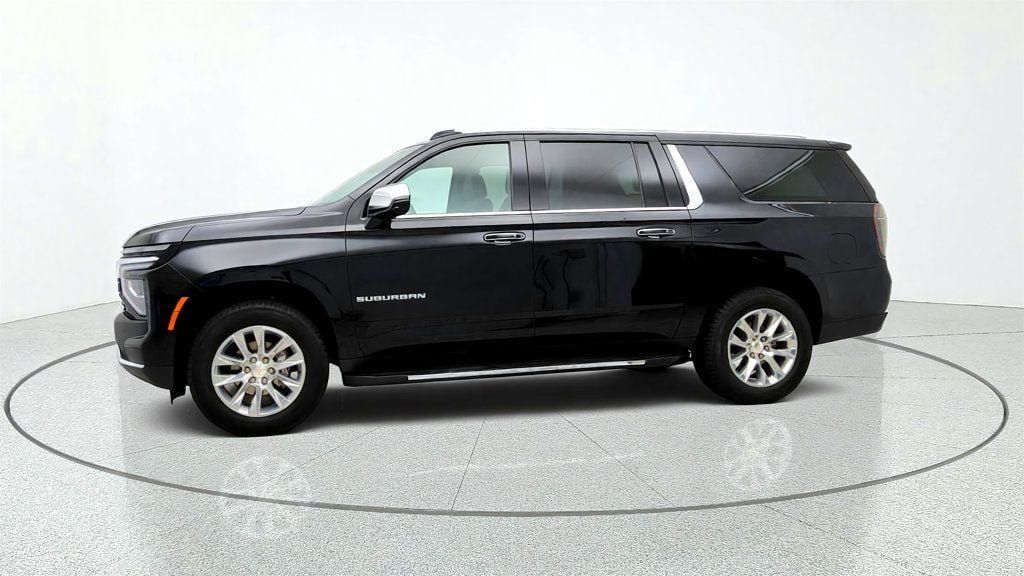 Used 2026 Chevrolet Suburban Premier AWD/4WD image 8