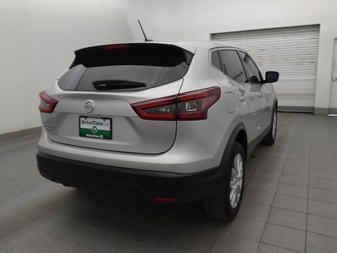 Used 2021 Nissan Rogue Sport S FWD image 9