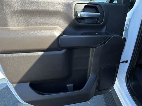 Used 2022 Chevrolet Silverado 2500 LT w/ Convenience Package image 15