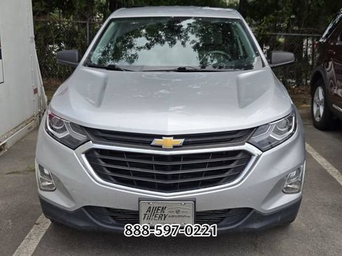 Used 2021 Chevrolet Equinox LS FWD image 13