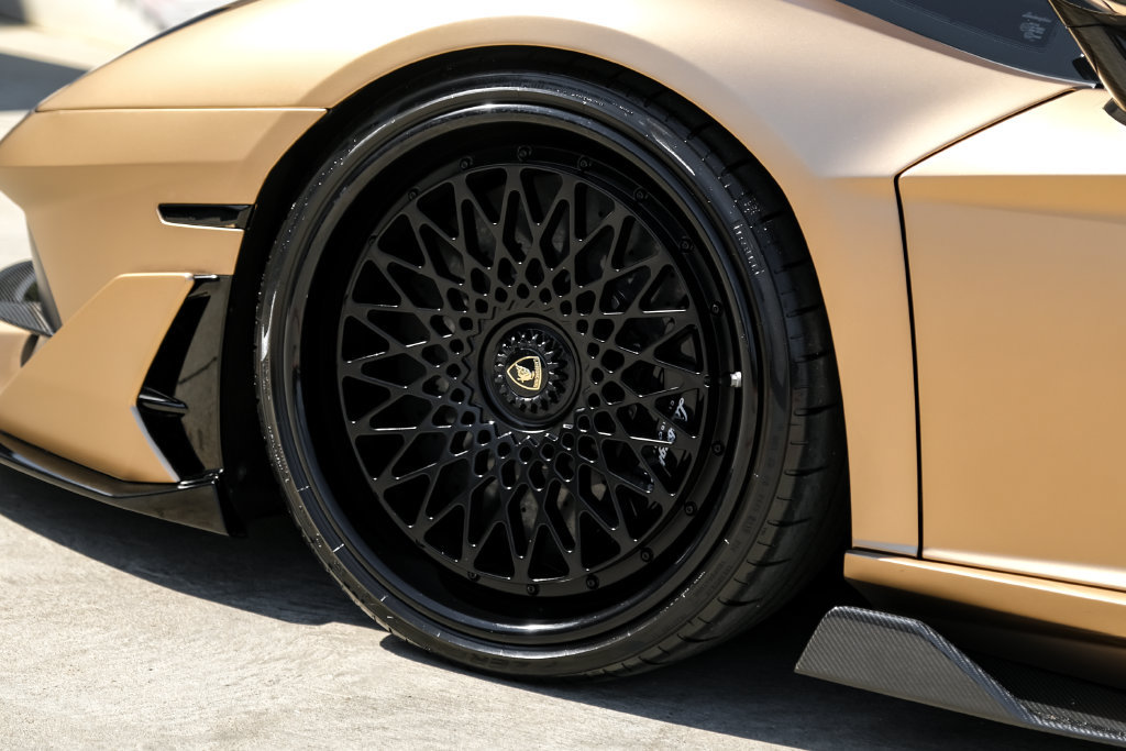 Used 2020 Lamborghini Aventador SVJ AWD/4WD image 68