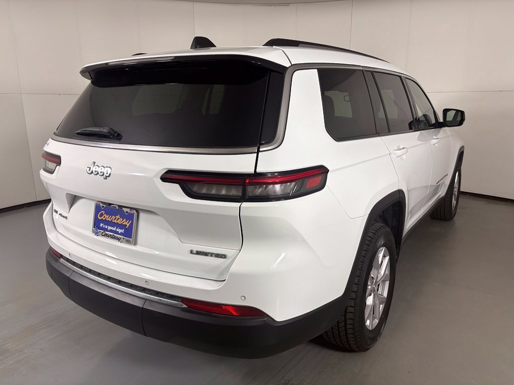 Used 2022 Jeep Grand Cherokee L Limited w/ Trailer Tow Group (B) AWD/4WD image 8