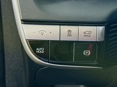 Used 2024 Hyundai Ioniq 5 SEL image 13