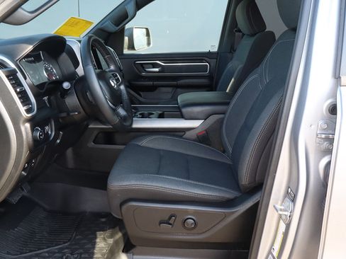 Used 2022 RAM 1500 Big Horn AWD/4WD image 7