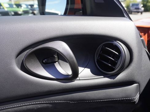 Used 2024 Nissan Z Performance w/ Heritage Edition image 11