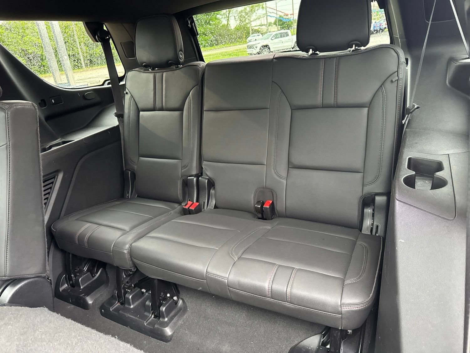 Used 2024 Chevrolet Tahoe RST w/ Luxury Package AWD/4WD image 28