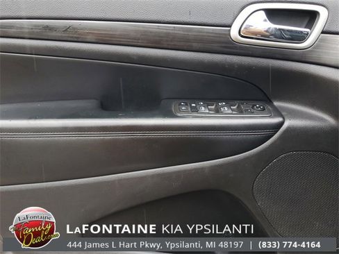 Certified 2021 Jeep Grand Cherokee Laredo X image 13