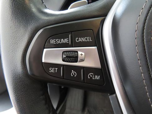 Used 2021 BMW X5 sDrive40i w/ Convenience Package RWD image 13