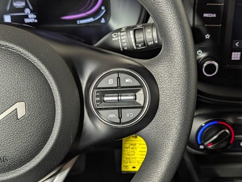 Used 2024 Kia Soul LX FWD image 16