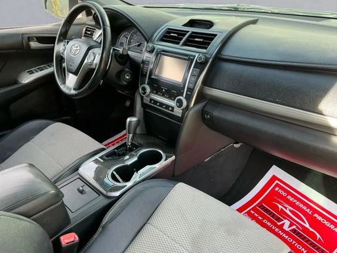 Used 2012 Toyota Camry SE image 20