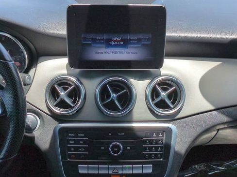 Used 2020 Mercedes-Benz GLA 250 image 18