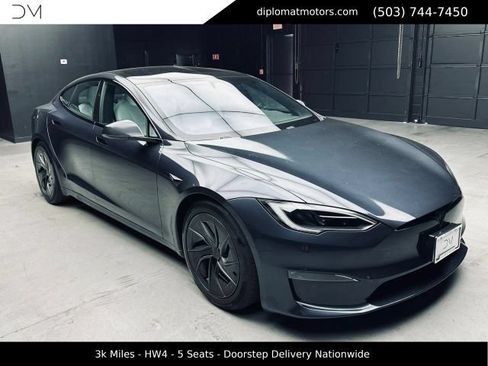 Used 2026 Tesla Model S AWD/4WD image 8