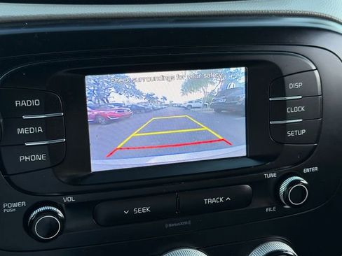 Used 2019 Kia Soul FWD image 23