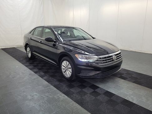 Used 2020 Volkswagen Jetta SE FWD image 13