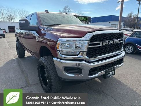 Used 2024 RAM 2500 Tradesman w/ Chrome Appearance Group image 3