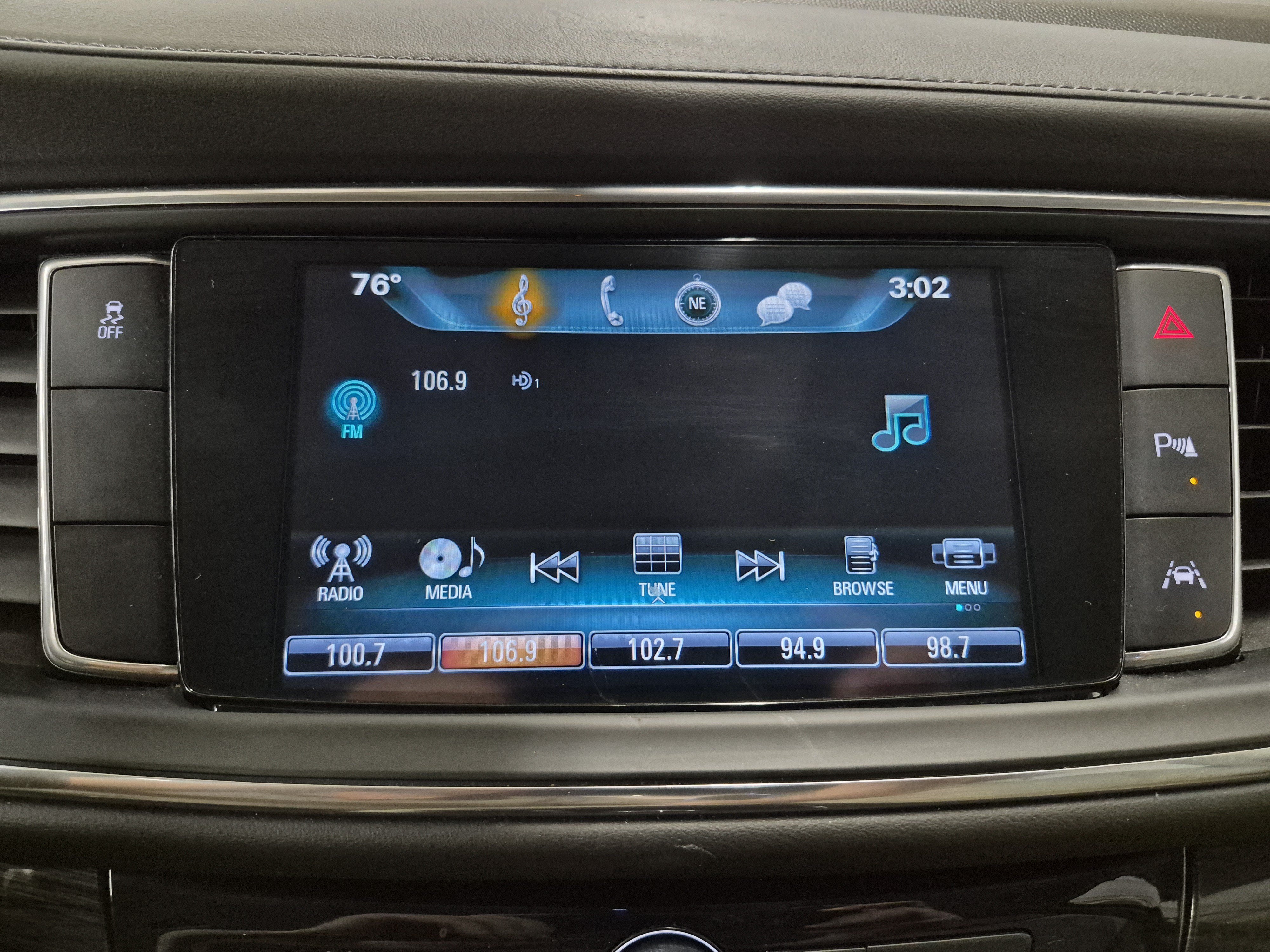 Used 2018 Buick Enclave Premium FWD image 35