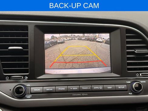 Used 2018 Hyundai Elantra Value Edition FWD image 3