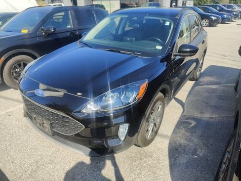 Used 2022 Ford Escape SEL w/ Technology Package FWD image 6