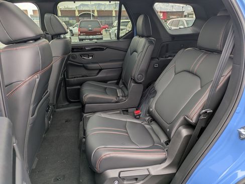 New 2025 Honda Pilot TrailSport image 18