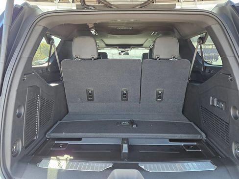 New 2026 GMC Yukon XL Denali w/ Sun & Power Step Package image 4