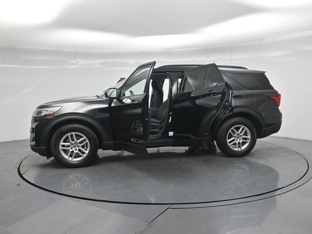 New 2026 Ford Explorer Active RWD image 34