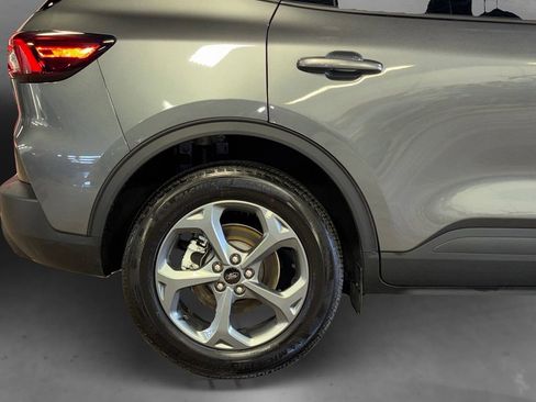 Used 2025 Ford Escape ST-Line image 16