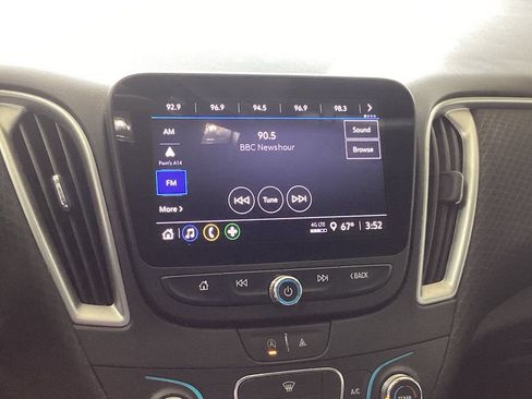 Used 2023 Chevrolet Malibu LS FWD image 13