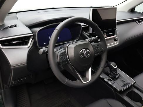 Certified 2026 Toyota Corolla Cross XLE image 15